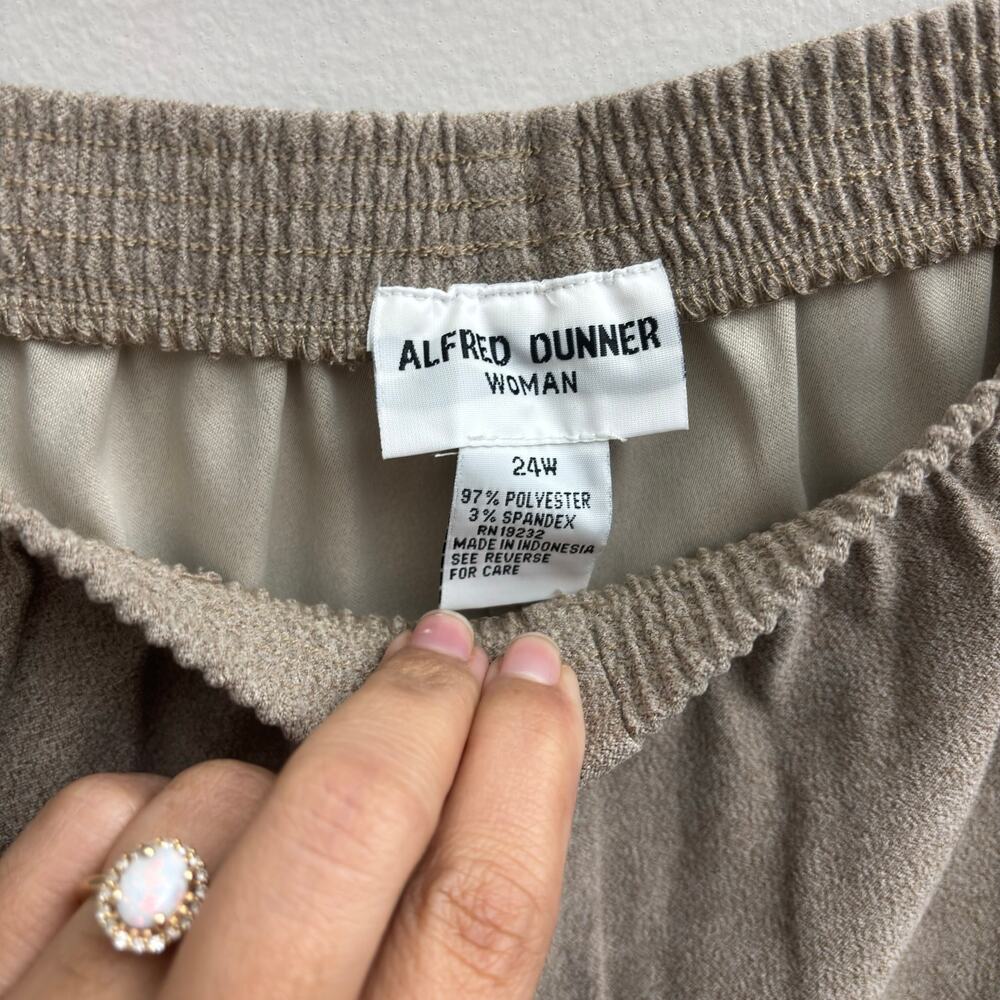 NWT Alfred Dunner Laser Cut Button Down Long Sleeve Shacket & Pant Set Size 22w - Picture 9 of 13